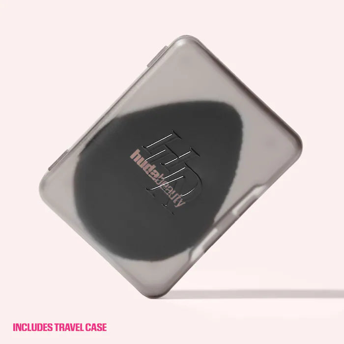 HUDA BEAUTY Easy Bake Marshmallow Puff & Sponge