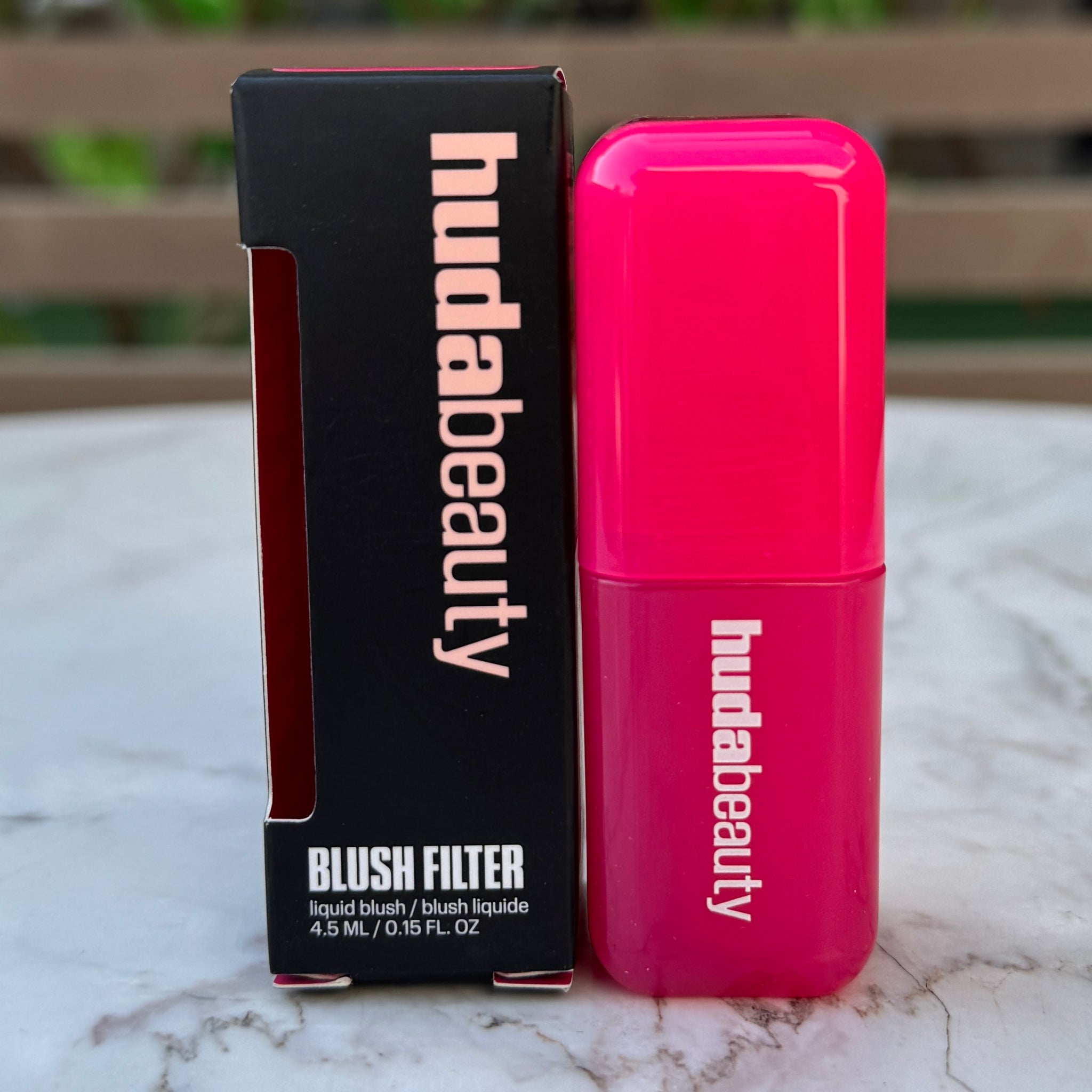 Huda Beauty Blush Filter Soft Glow Liquid Blush - Intense Guava