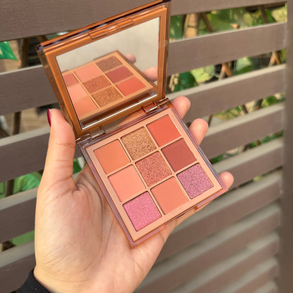 HUDA BEAUTY Nude Obsessions Eyeshadow Palette - Medium