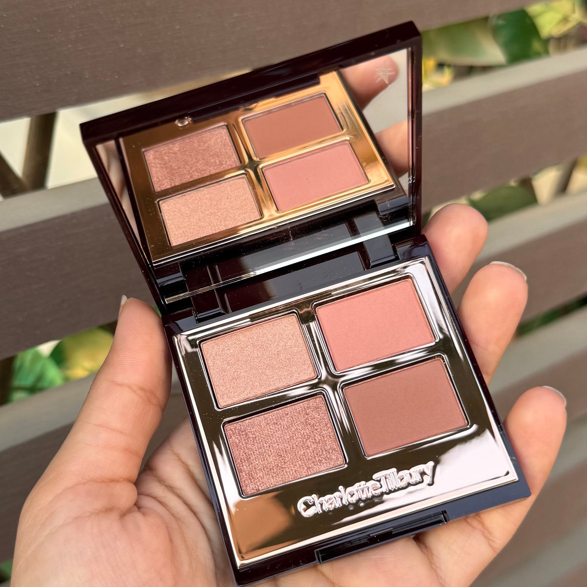 Charlotte Tilbury Luxury Eyeshadow Palette - Pillow Talk