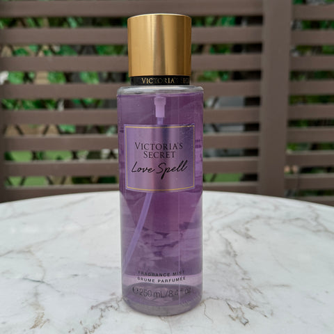 Victoria’s Secret Love Spell Body Mist