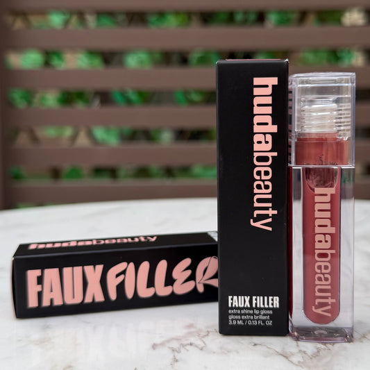 Huda Beauty FAUX FILLER Extra Shine Lip Gloss