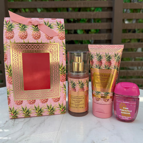 Bath & Body Works Pink Pineapple Sunrise Mini Gift Set