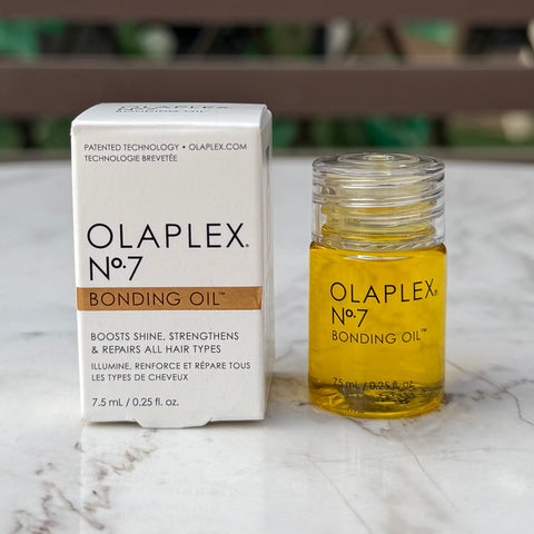 Olaplex No. 7 Bonding Frizz Reduction & Heat Protectant Hair Oil -7.5ml