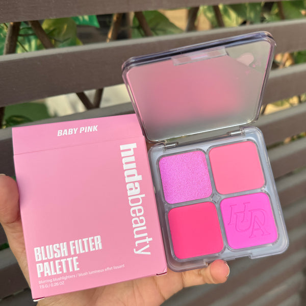 HUDA BEAUTY Blush Filter Blurring Blushlighters Palette