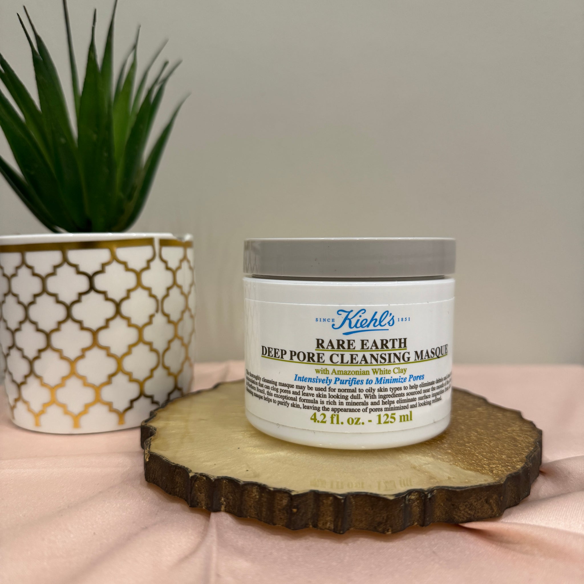 Kiehl's Rare Earth Deep Pore Minimizing Cleansing Clay Face Mask