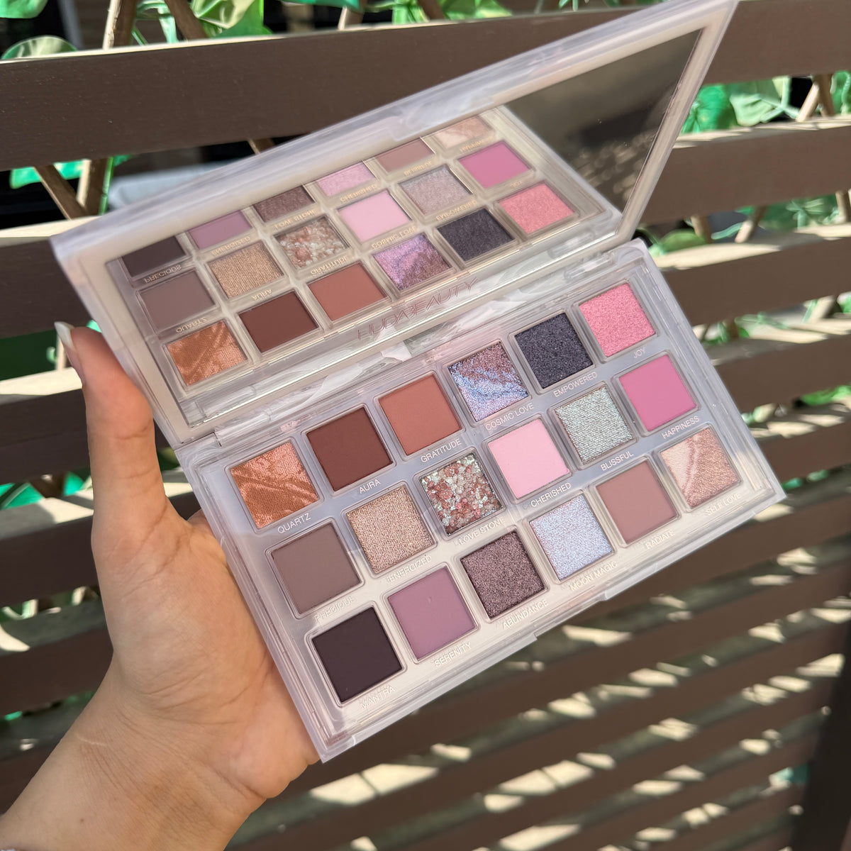 Huda Beauty Rose Quartz Eyeshadow Palette