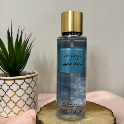 Victoria’s Secret Aqua Kiss Body Mist