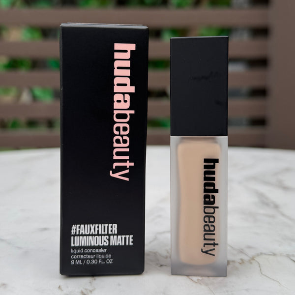 Huda Beauty #FauxFilter Matte Buildable Coverage Waterproof Concealer - New Packing
