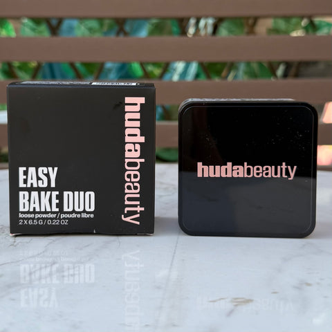 HUDA BEAUTY Easy Bake Loose Powder Brightening + Correcting Duo - Cherry Peach