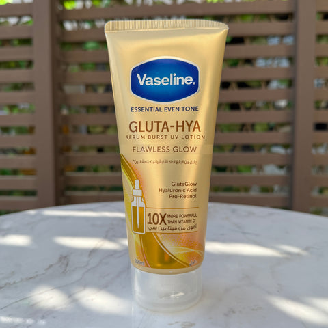 VASELINE GLUTA-HYA SERUM BURST LOTION FLAWLESS BRIGHT -200ml