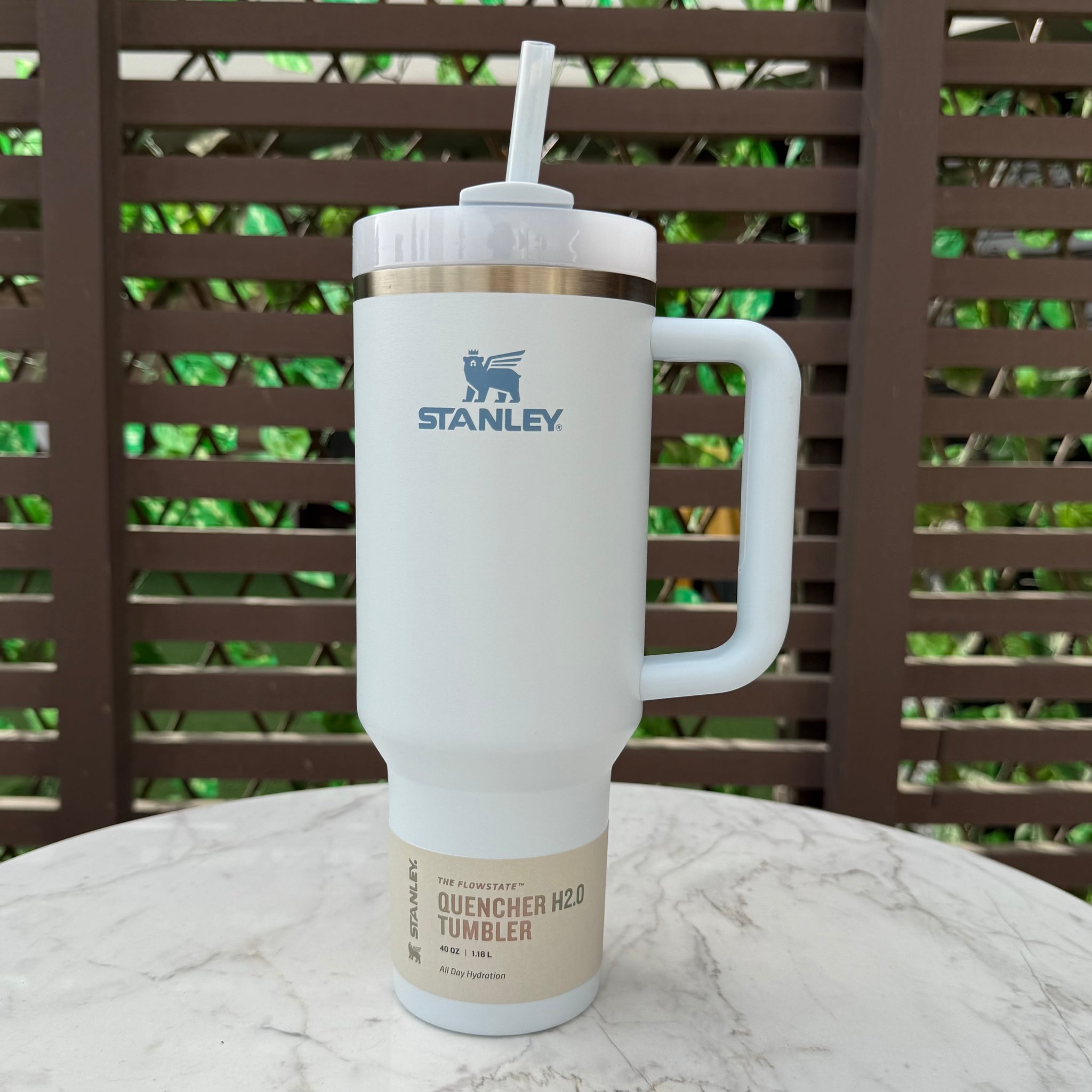 STANLEY The Quencher H2.0 Flowstate™ Tumbler | 40 OZ - Glacier