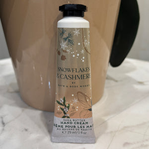 Bath & Body Works Snowflakes and Cashmere Hand Cream