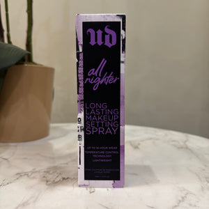 Urban Decay 
All Nighter Waterproof Makeup Setting Spray