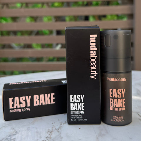 Huda Beauty Easy Bake Blurring Setting Spray with 16-Hour Wear -30ml