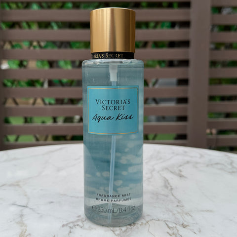 Victoria’s Secret Aqua Kiss Body Mist