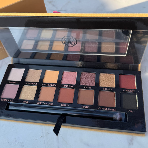 Anastasia Beverly Hills Soft Glam Eyeshadow Palette