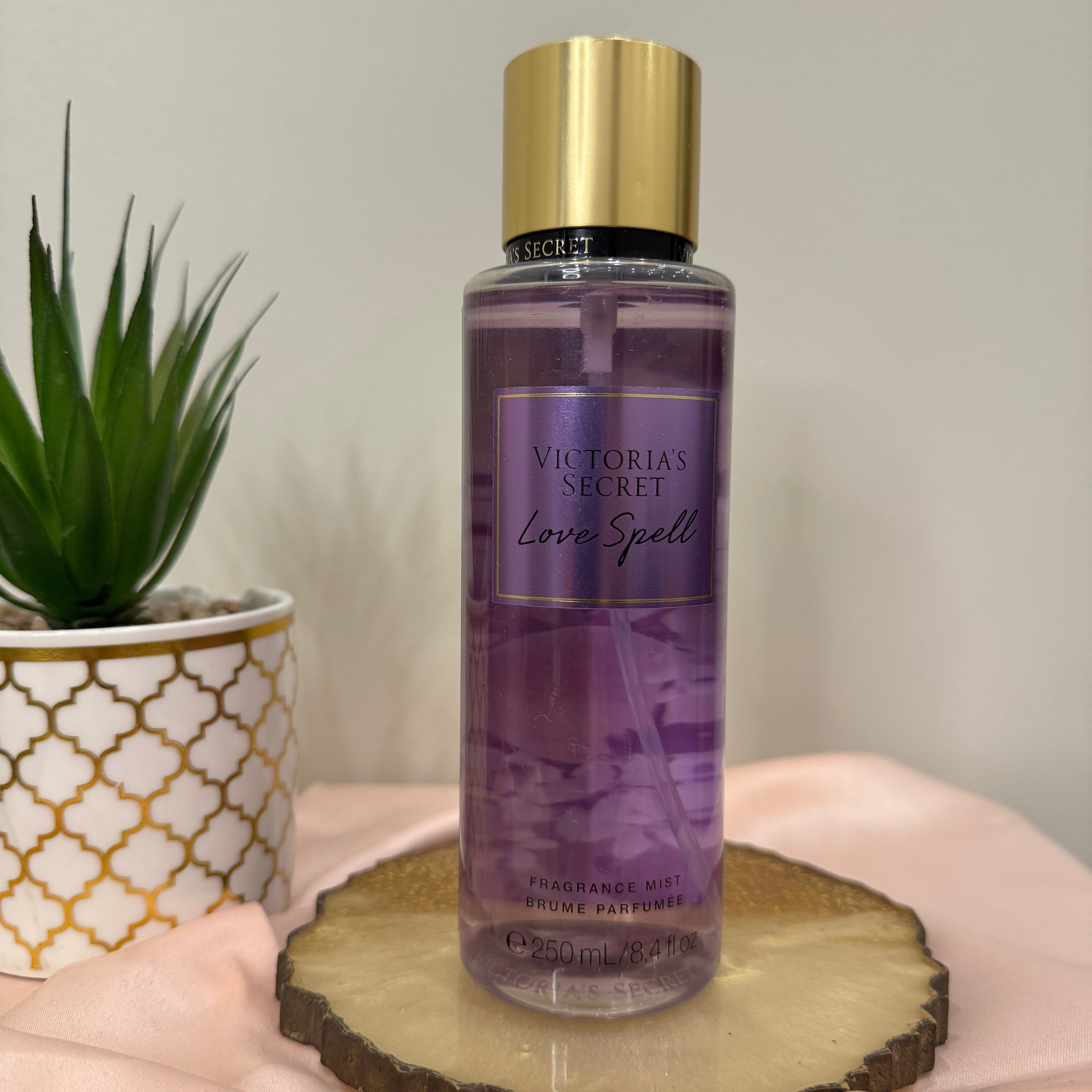 Victoria’s Secret Love Spell Body Mist