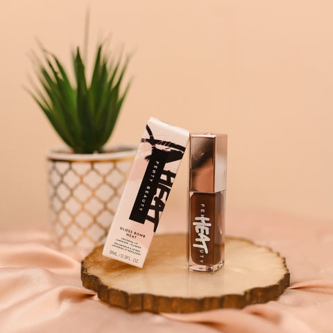 Fenty Beauty Gloss Bomb Heat Universal Lip Luminizer + Plumper -Hot Chocolit